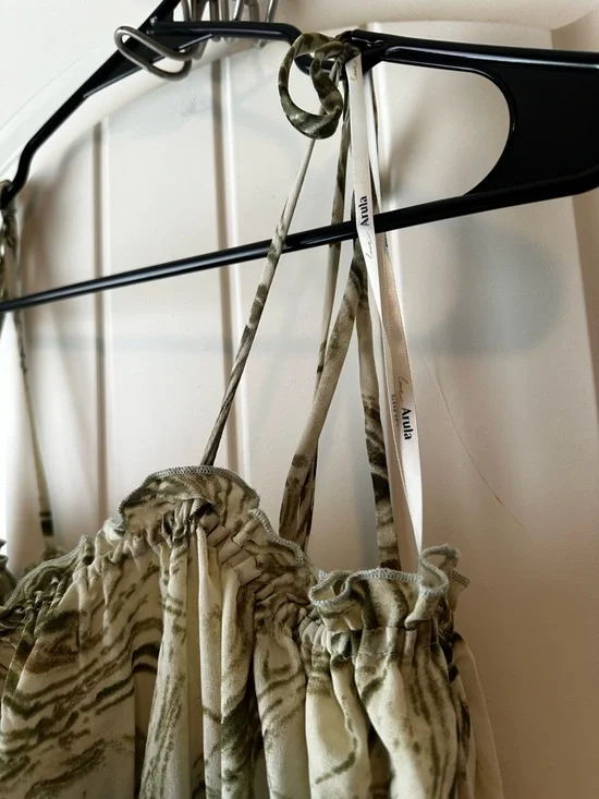 ARULA Olive Green and Cream Marble-Print Smocked Spring Party Flowy Midi Dress - Picture 4 of 10